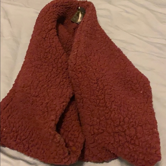 Knit scarf - Picture 2 of 2